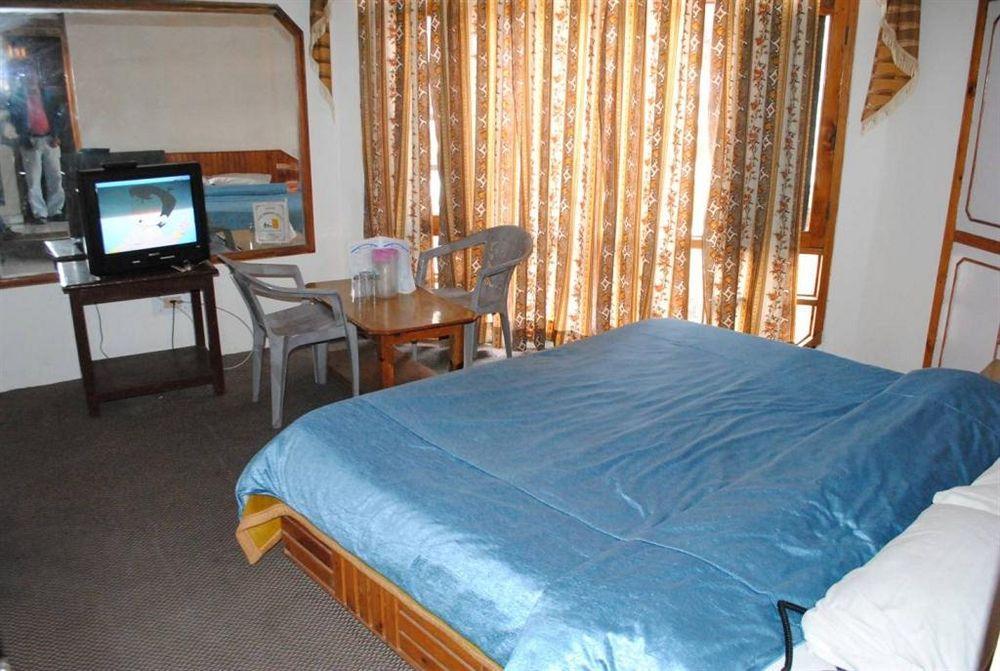 Hadimba Way Manali - Top Rated And Most Awarded Property In Manali !! Balcony Rooms Buitenkant foto